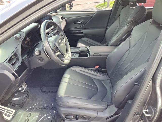 used 2022 Lexus ES 350 car, priced at $34,238