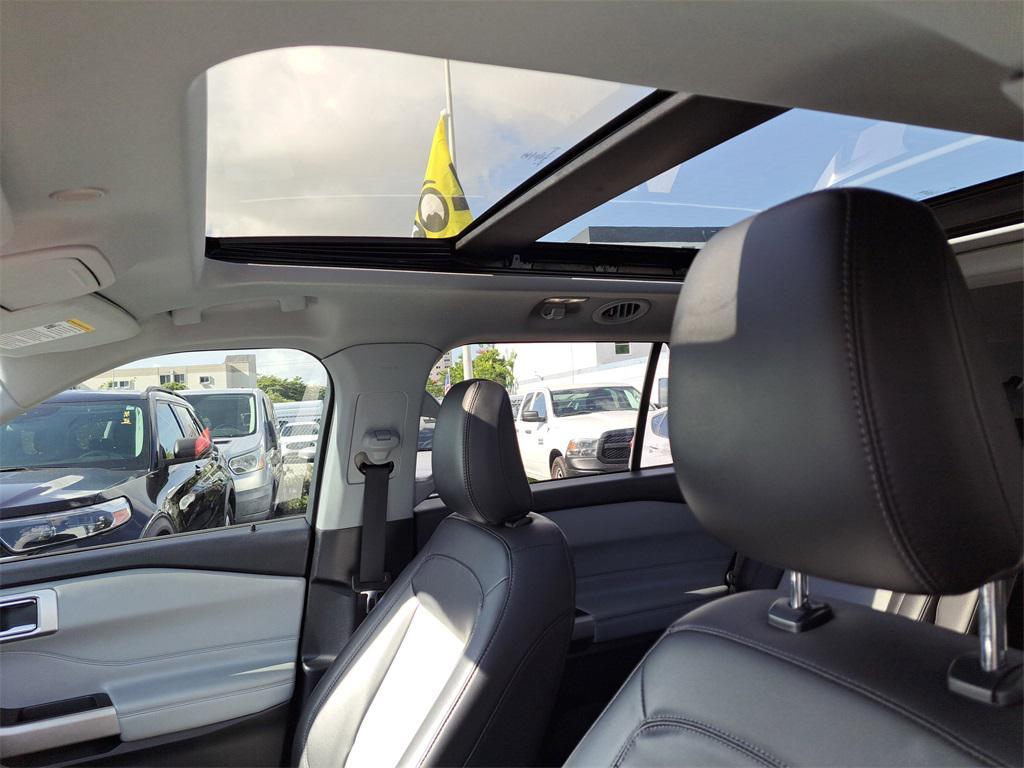 used 2022 Ford Explorer car, priced at $27,837