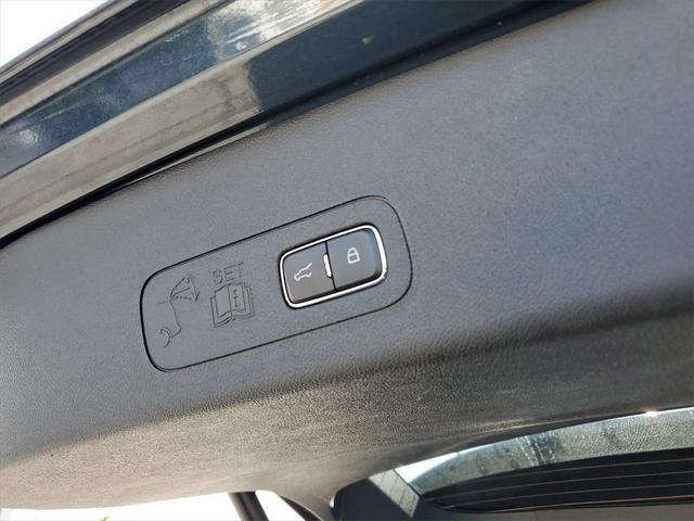 used 2023 Lincoln Aviator car, priced at $43,059