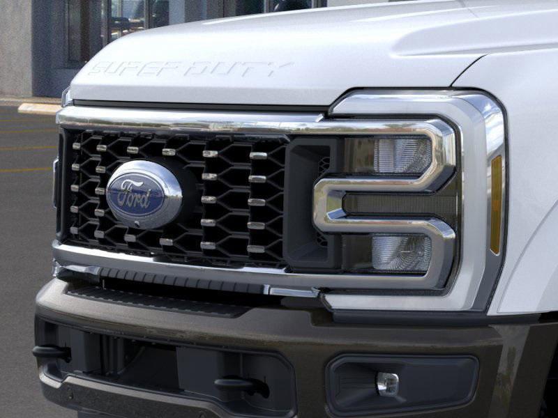 new 2025 Ford F-450 car, priced at $104,130