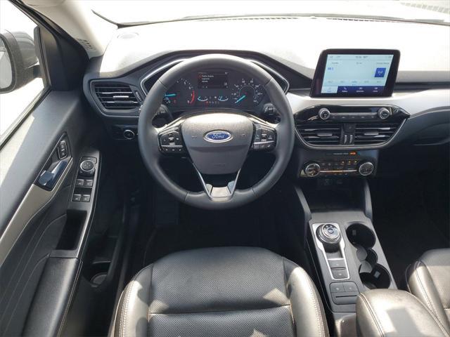 used 2022 Ford Escape car, priced at $24,054