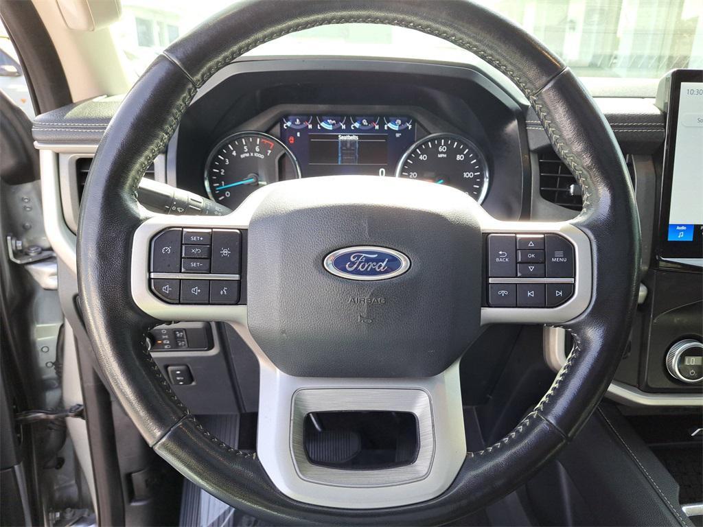 used 2022 Ford Expedition car, priced at $42,593