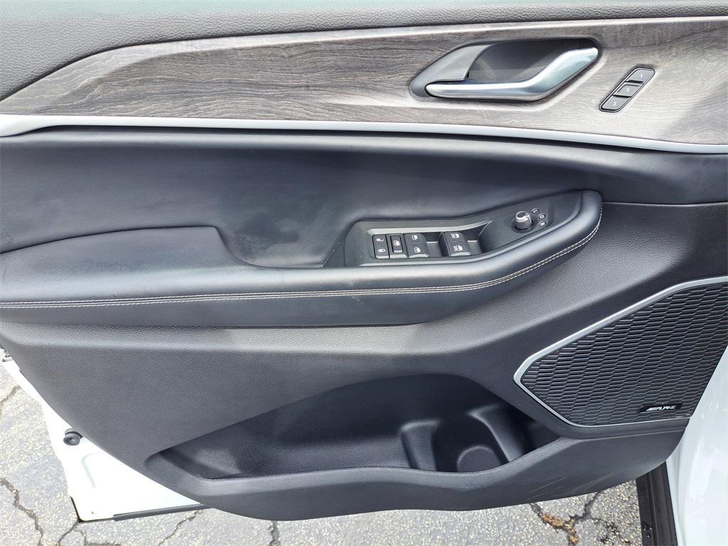 used 2021 Jeep Grand Cherokee L car, priced at $26,699