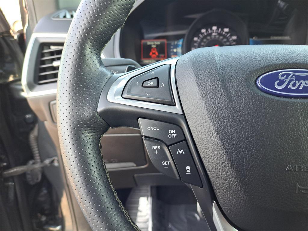 used 2022 Ford Edge car, priced at $28,670