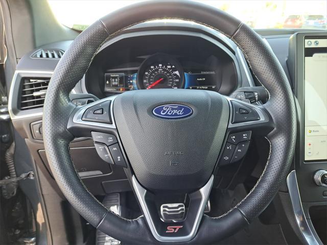 used 2022 Ford Edge car, priced at $35,348