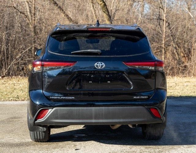 used 2020 Toyota Highlander car, priced at $32,249