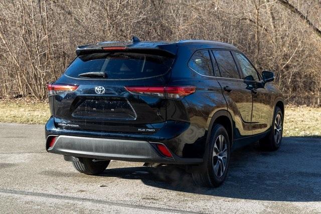 used 2020 Toyota Highlander car, priced at $32,249