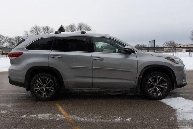 used 2018 Toyota Highlander car, priced at $22,519