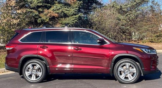 used 2019 Toyota Highlander car, priced at $25,627