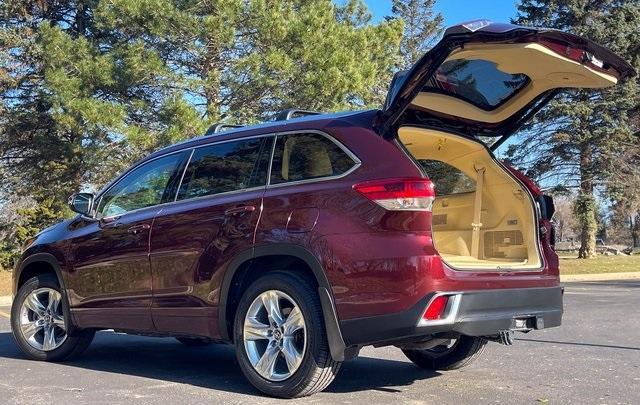 used 2019 Toyota Highlander car, priced at $25,627