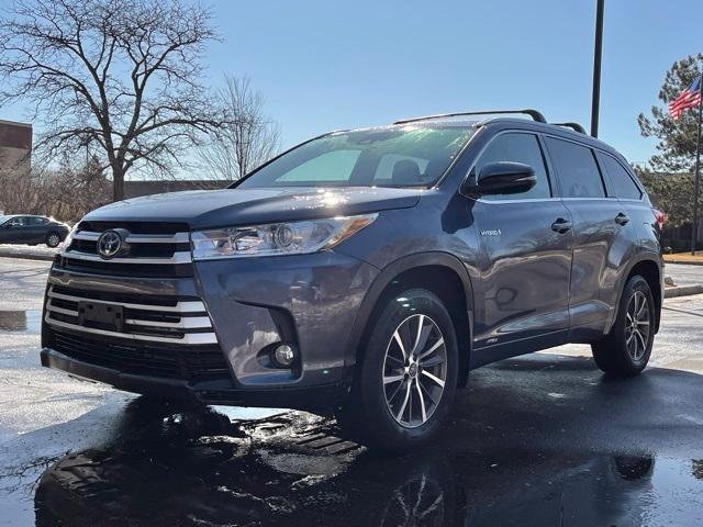 used 2017 Toyota Highlander Hybrid car, priced at $28,599