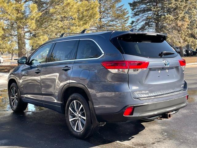 used 2017 Toyota Highlander Hybrid car, priced at $28,599