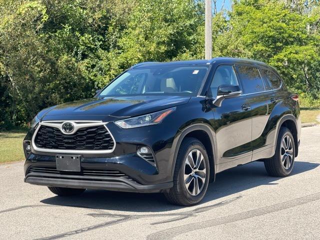 used 2021 Toyota Highlander car, priced at $34,339