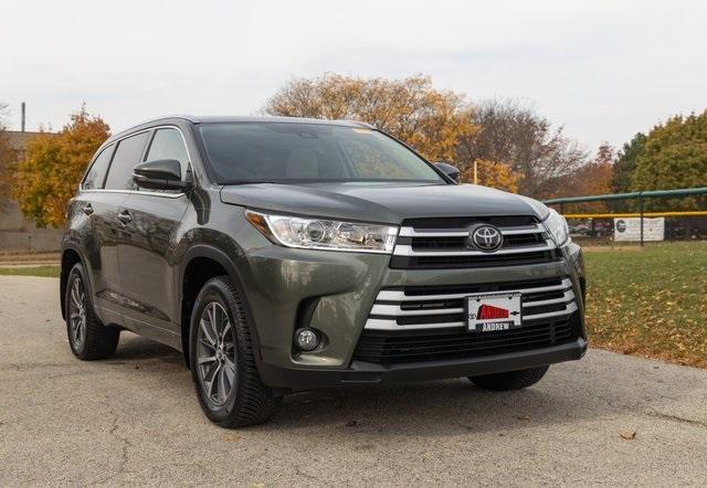 used 2018 Toyota Highlander car, priced at $23,279