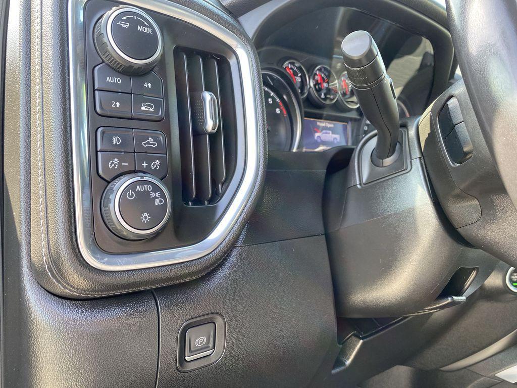 used 2021 Chevrolet Silverado 1500 car, priced at $33,000