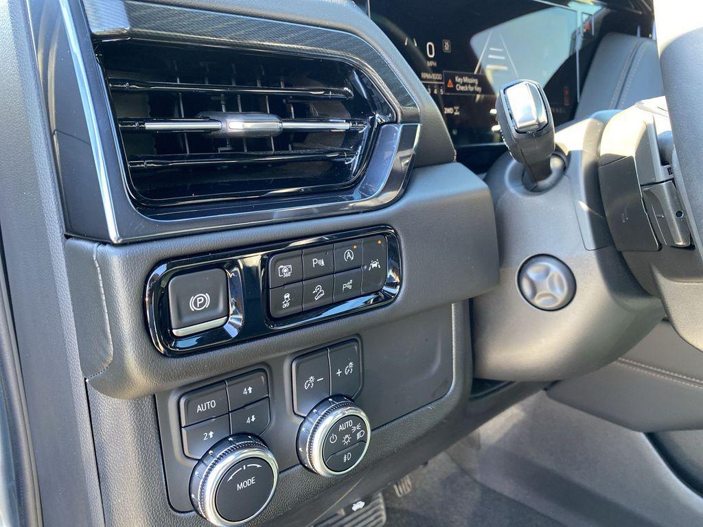 used 2025 GMC Yukon car