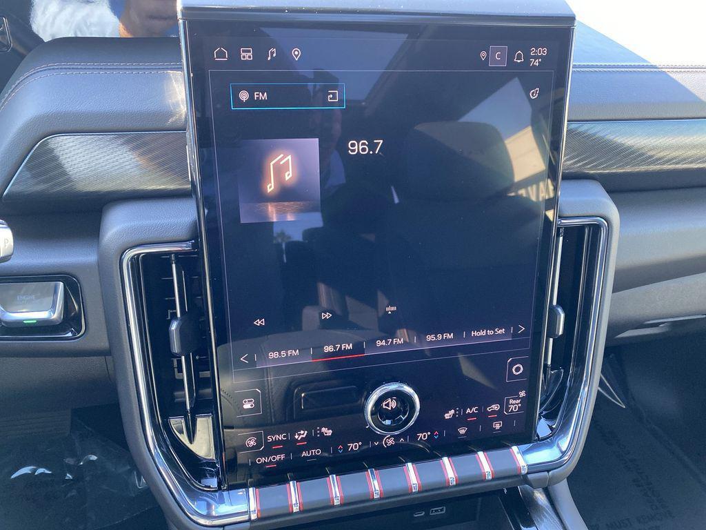 used 2025 GMC Yukon car