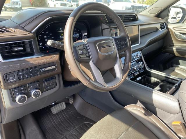used 2022 GMC Yukon car, priced at $61,000