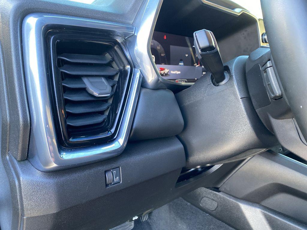 used 2024 GMC Canyon car, priced at $39,500