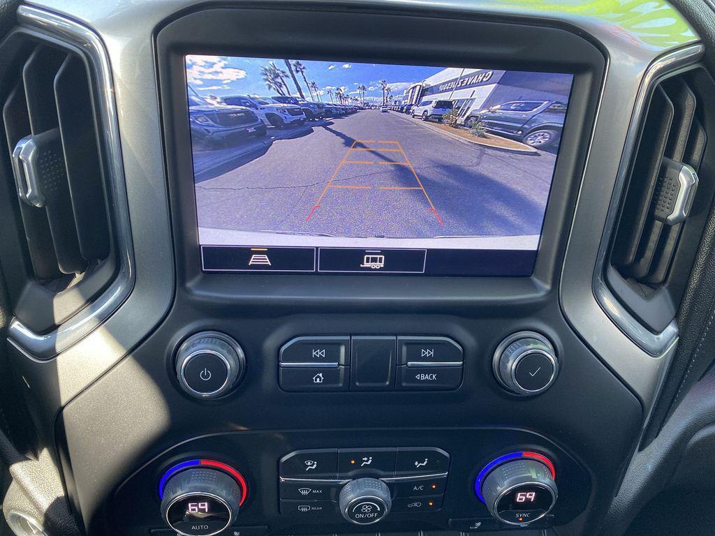 used 2022 Chevrolet Silverado 1500 car, priced at $38,994