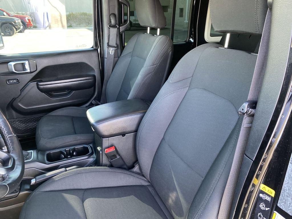 used 2020 Jeep Wrangler Unlimited car, priced at $25,000