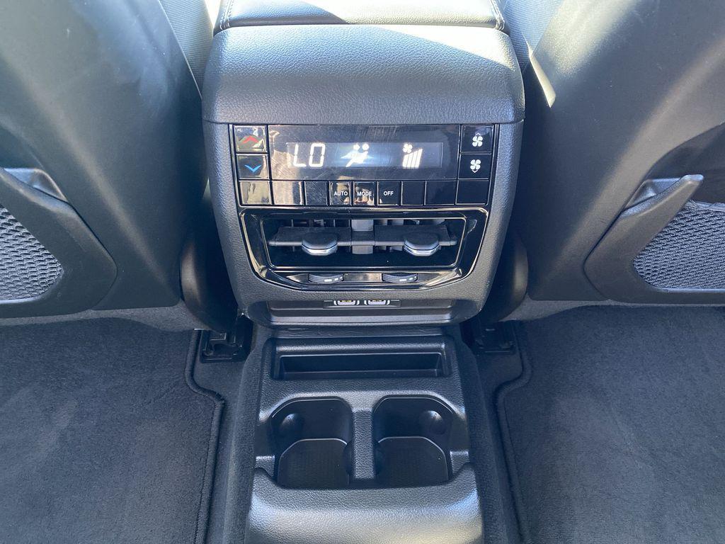 used 2023 Jeep Grand Cherokee L car