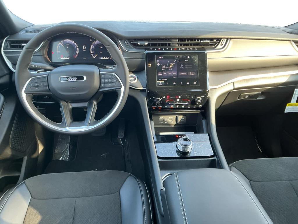 new 2025 Jeep Grand Cherokee L car, priced at $49,717