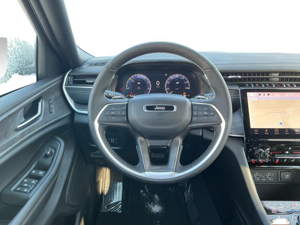 new 2025 Jeep Grand Cherokee car, priced at $49,641