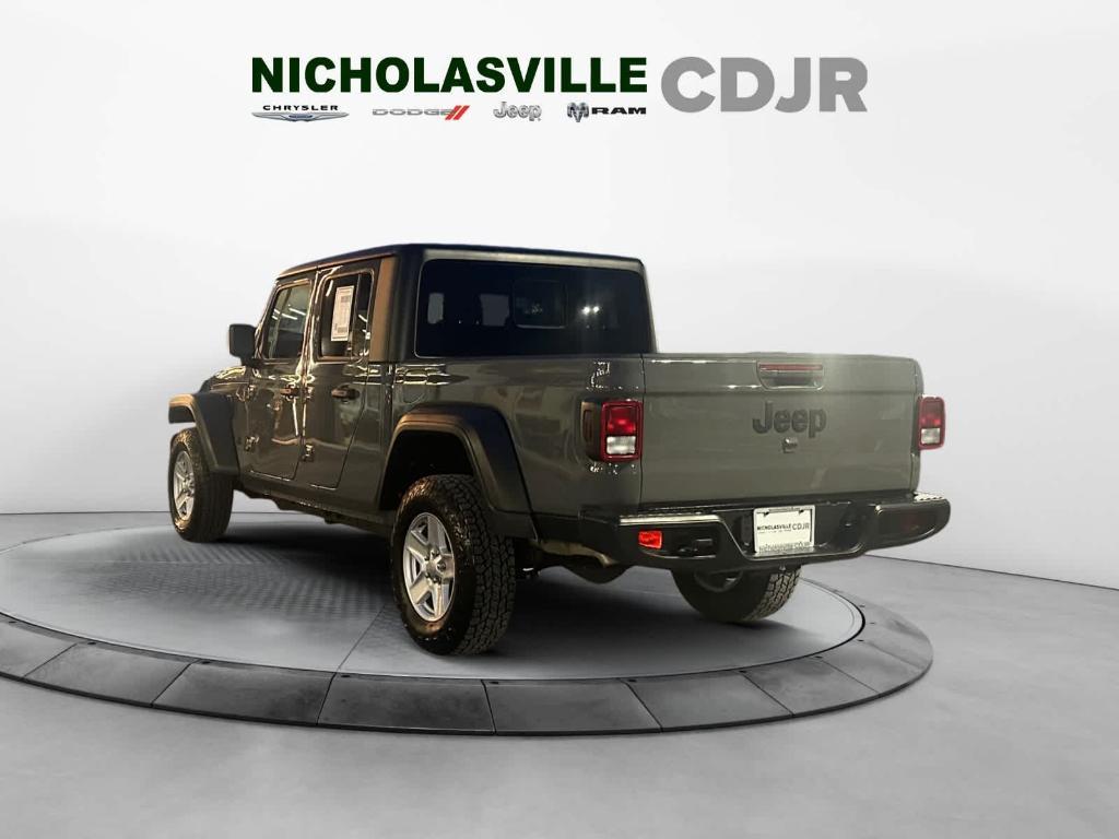 used 2023 Jeep Gladiator car, priced at $30,450