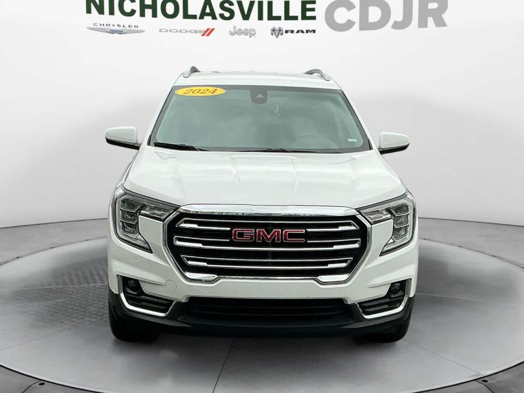 used 2024 GMC Terrain car, priced at $25,550