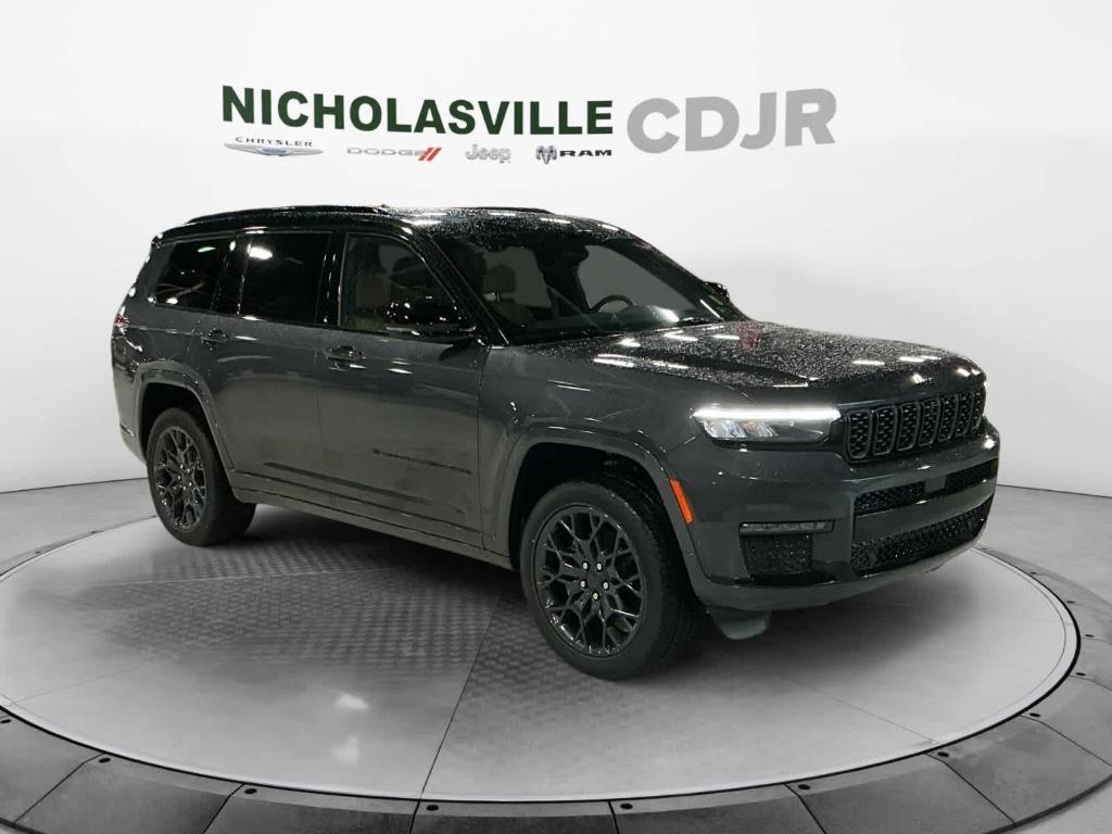 new 2025 Jeep Grand Cherokee L car, priced at $71,131