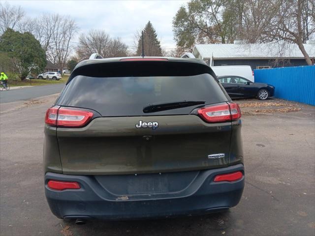 used 2016 Jeep Cherokee car, priced at $6,237