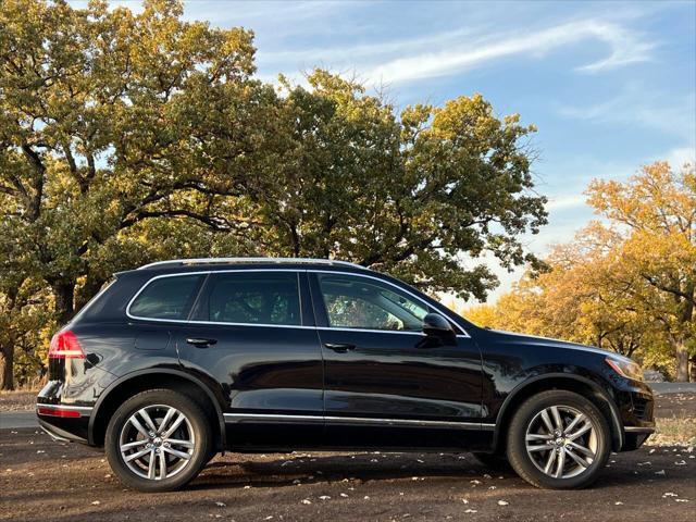 used 2016 Volkswagen Touareg car, priced at $17,950