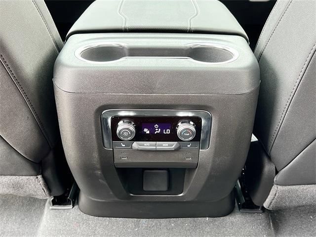 used 2025 GMC Yukon car, priced at $69,494