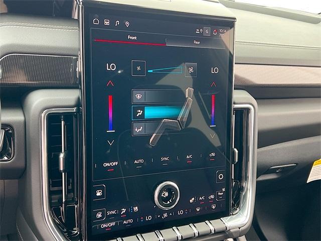 used 2025 GMC Yukon car, priced at $69,494
