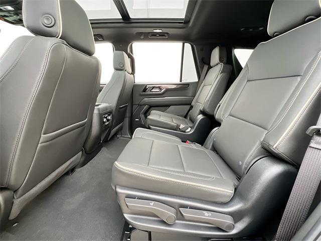 used 2025 GMC Yukon car, priced at $69,494