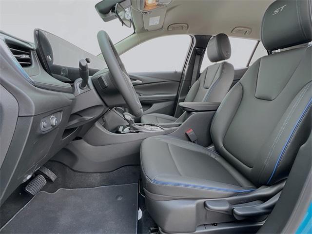 new 2025 Buick Encore GX car, priced at $24,589