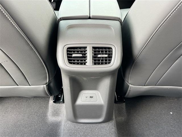 new 2025 Buick Envision car, priced at $31,740