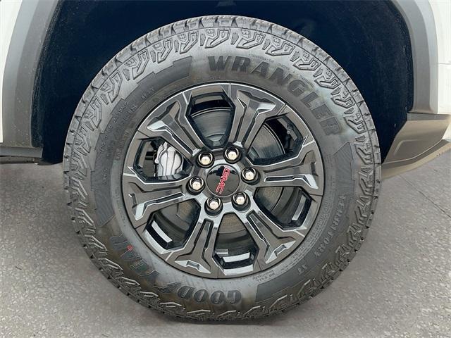 new 2025 GMC Canyon car, priced at $44,447