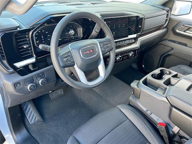 new 2025 GMC Sierra 1500 car, priced at $46,044