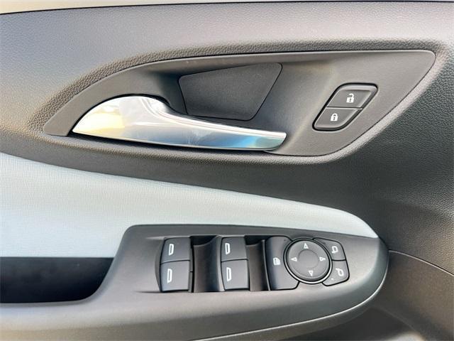 new 2025 Buick Envista car, priced at $24,975