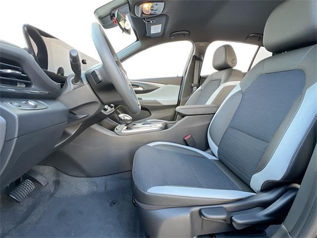 new 2025 Buick Envista car, priced at $21,994