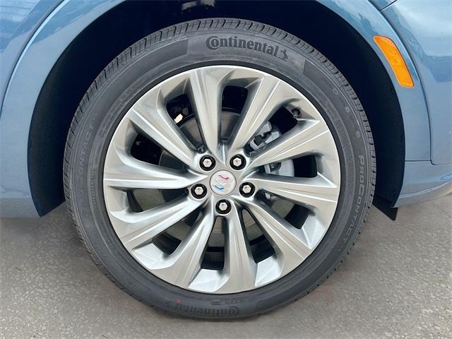 new 2025 Buick Envista car, priced at $30,433