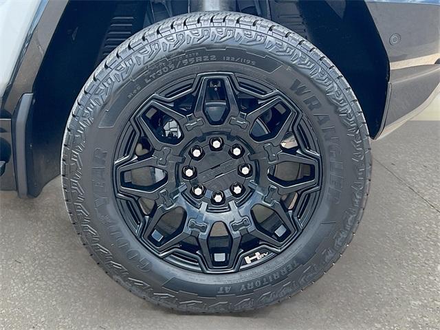 new 2025 GMC HUMMER EV SUV car, priced at $88,069