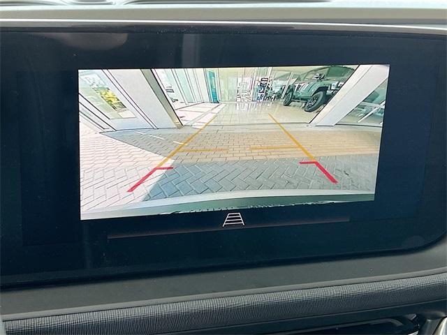 new 2025 Buick Envista car, priced at $24,374