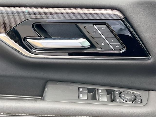 new 2025 GMC Yukon XL car, priced at $74,015