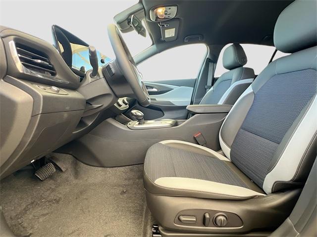 new 2025 Buick Envista car, priced at $24,374