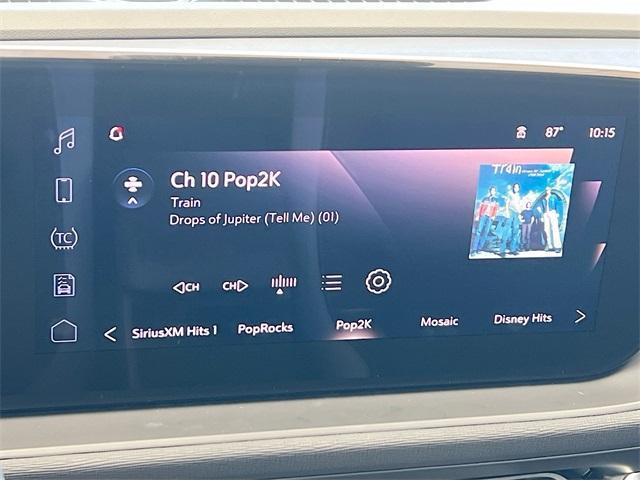 new 2025 Buick Envista car, priced at $24,374