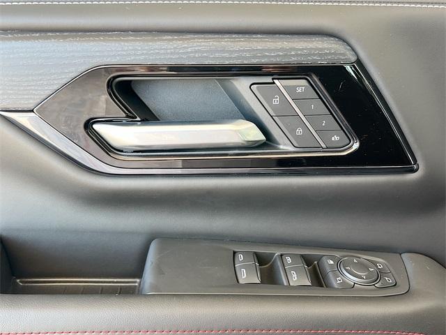 new 2025 GMC Yukon XL car, priced at $99,595