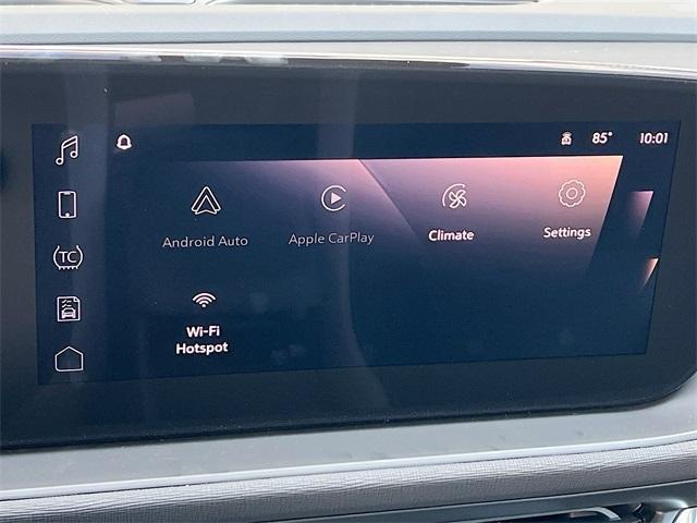new 2025 Buick Envista car, priced at $26,480